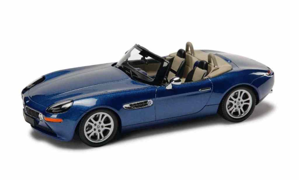 Minichamps prépare une BMW Z8 1/18 superbement configurée