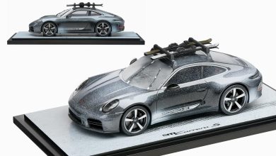 Porsche 911 (992) Carrera S enneigée à l'échelle 1/18