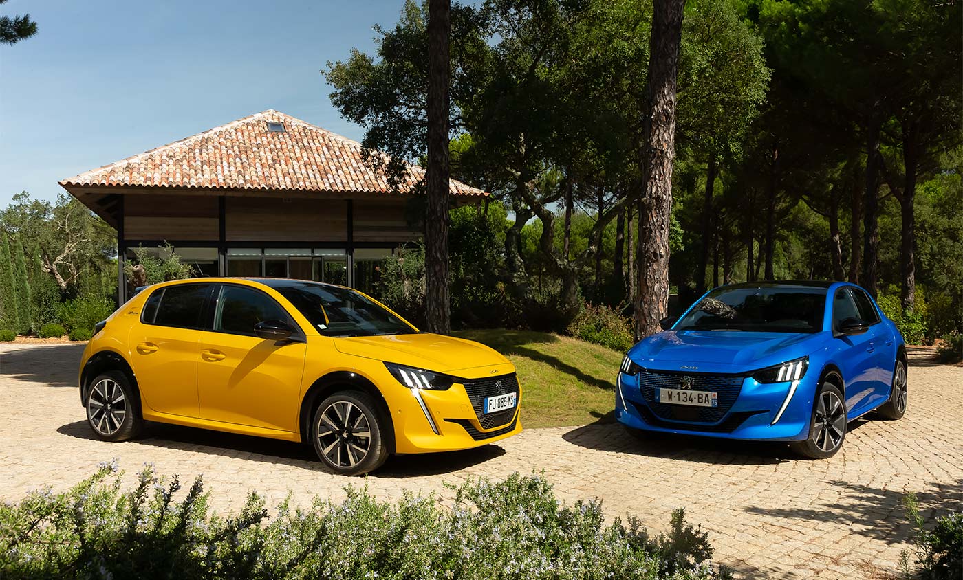 Peugeot 208 jaune Faro et bleu Vertigo