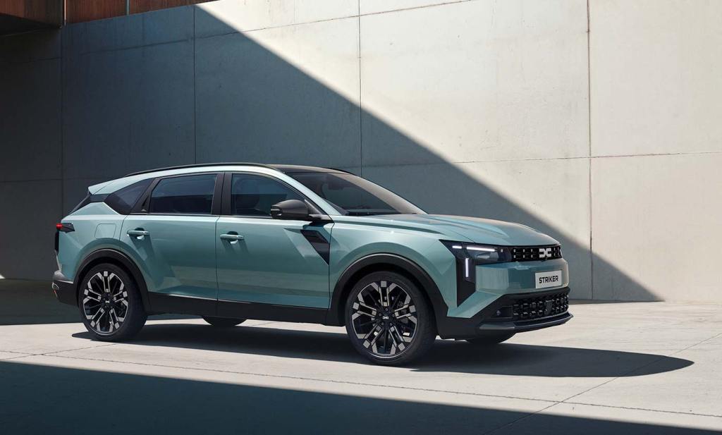 Vue 3/4 avant du nouveau Dacia Striker