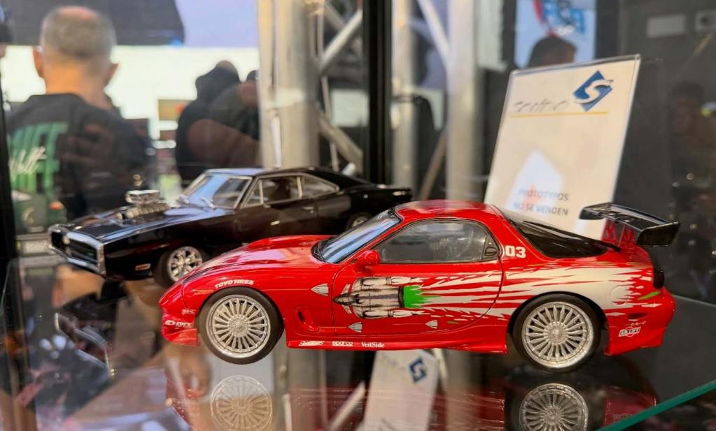 Mazda RX-7 de Fast and Furious à l'échelle 1/18 de Solido, en stade de prototype