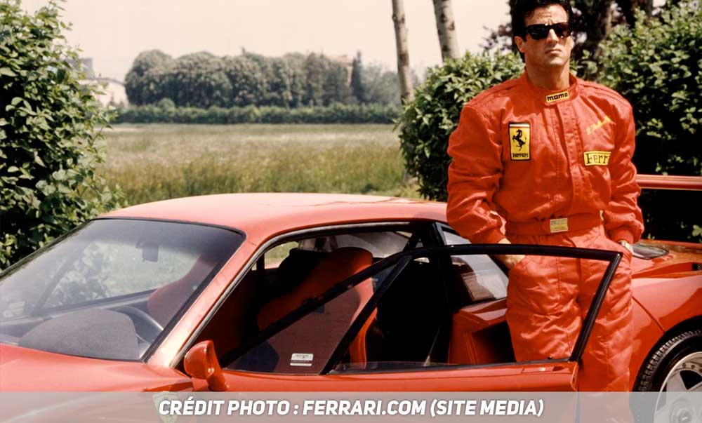 Silverster Stallone devant une Ferrari F40