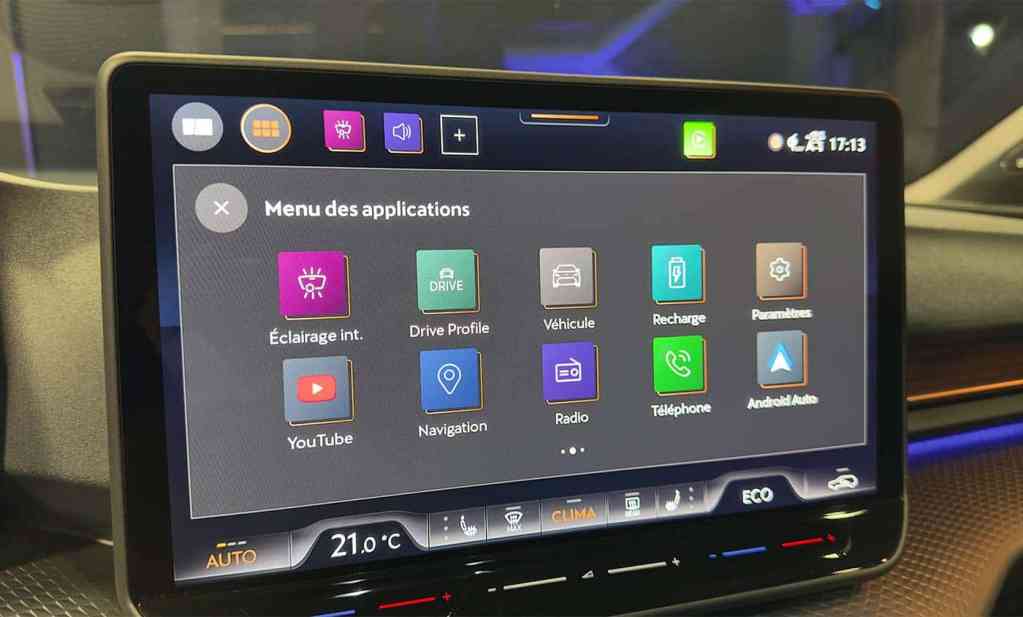 Écran multimédia de la CUPRA Raval